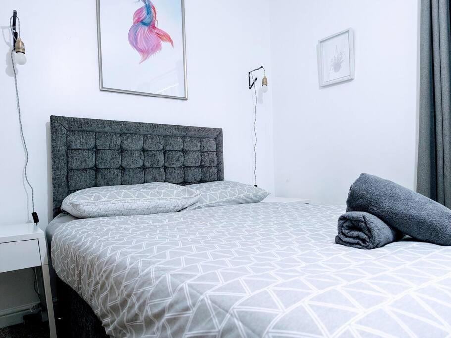 Апартаменты City Centre Comfort Нортхемптон Экстерьер фото